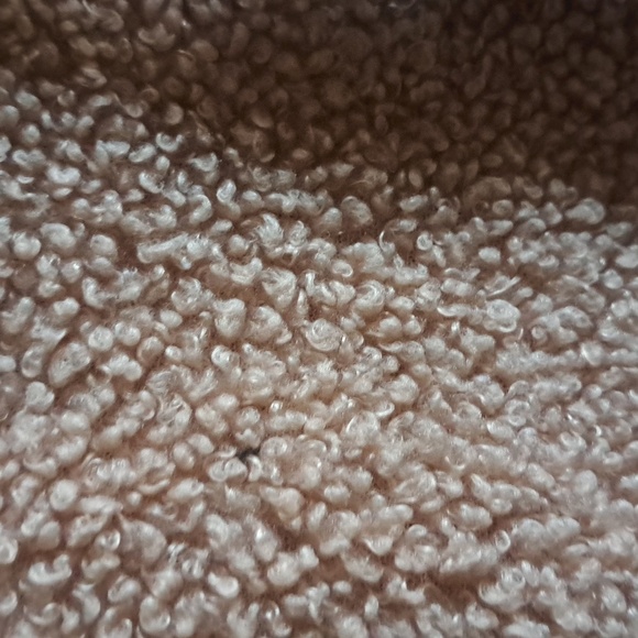 Fabletics Sherpa Teddy Lux Joggers Desert Brown Size Extra Small - Picture 7 of 10